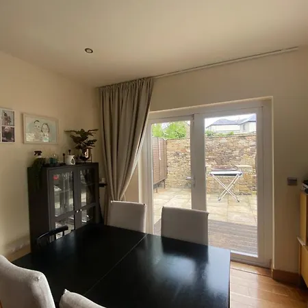 Town Villa With Charming Garden, Bbq Area & Sleeps 6 Cashel  Exterior foto