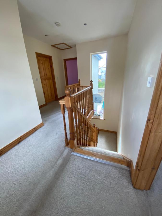 Town With Charming Garden, Bbq Area & Sleeps 6 *